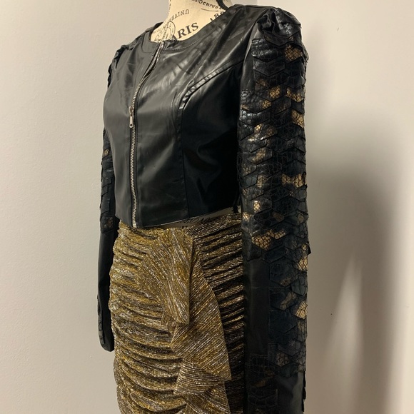 Zara Gold Thread Mini Skirt Size Medium NWOT New Without Tags - Picture 15 of 16